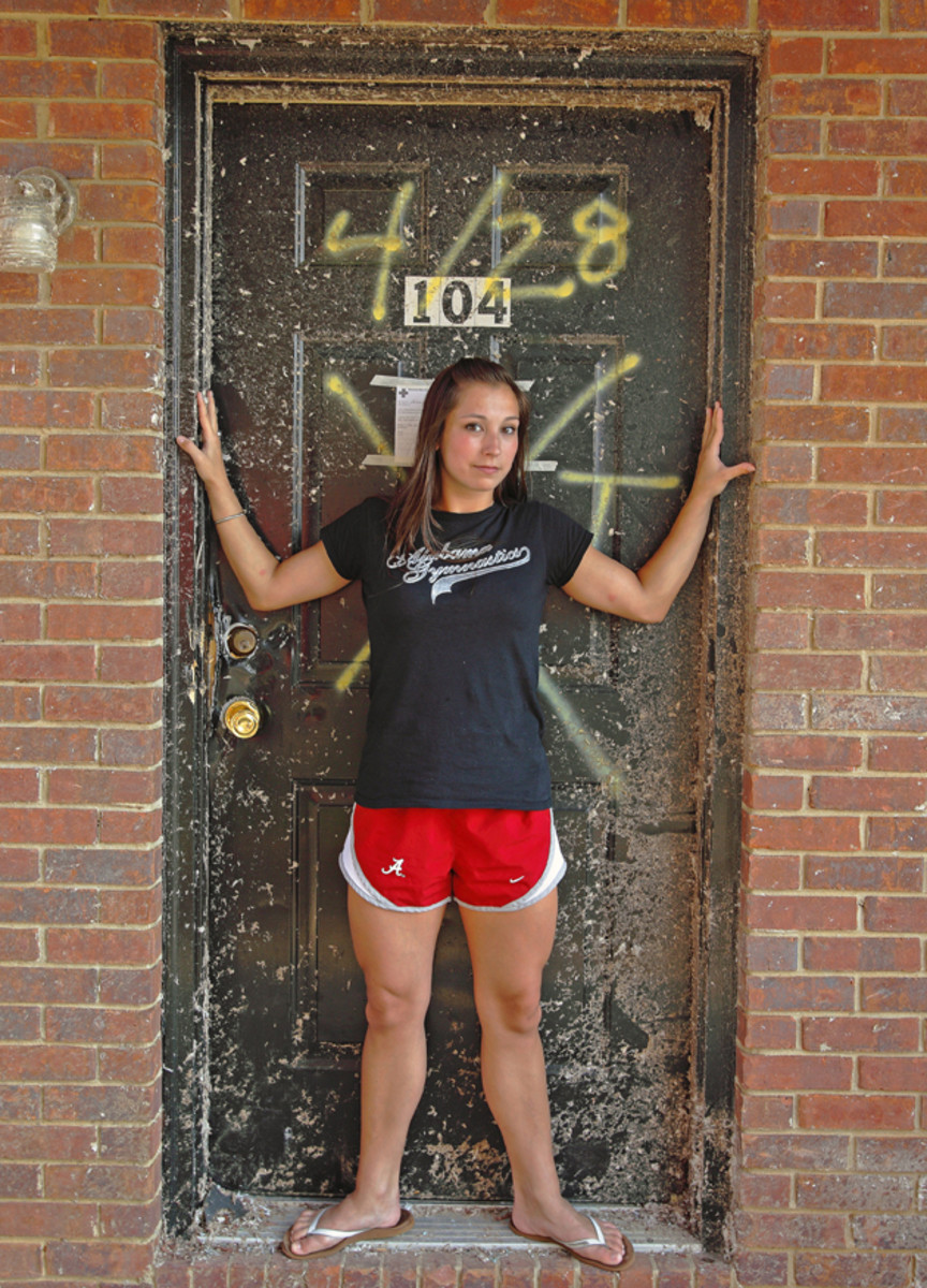 hoffman-gymnast-tuscaloosa-tornado.jpg